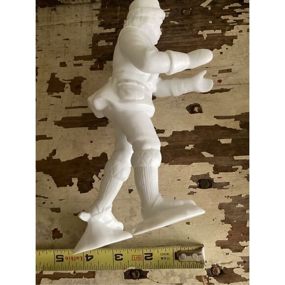 Department 56 Porcelain Winter Waltz Skaters Silhouette Holidays Retired - Picture 11 of 11